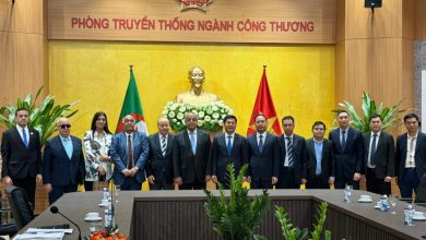 صورة إتفاق على إقامة شراكة اقتصادية قوية بين الجزائر والفيتنام